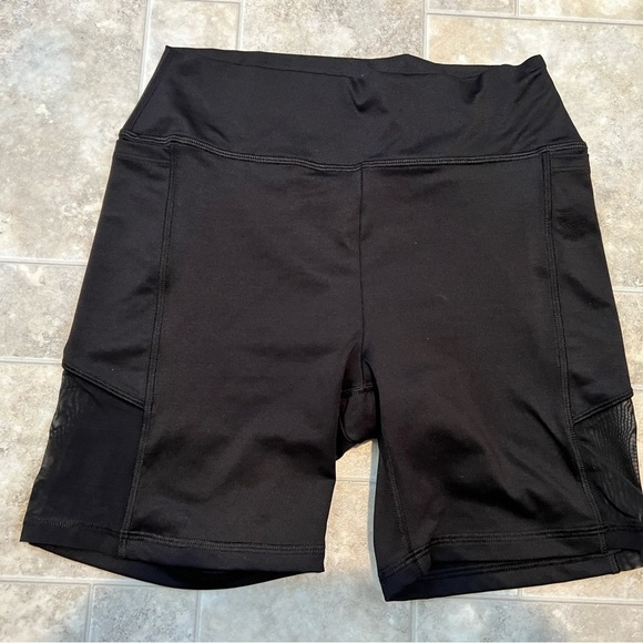 VS Victoria Secret‎ PINK ultimate biker shorts M medium - Picture 1 of 3